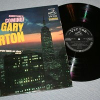 GARY BURTON - SOMETHING'S COMING - 