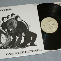 MADNESS - ONE STEP BEYOND - 