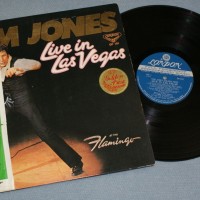 TOM JONES - LIVE IN LAS VEGAS (j) - 