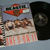 BEASTIE BOYS - SHE'S ON IT (single) - 