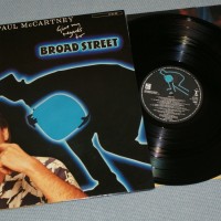 PAUL McCARTNEY - GIVE MY REGARDS TO BROAD STREET (j) - 