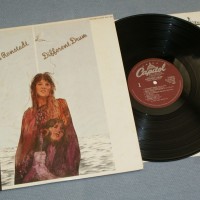 LINDA RONSTADT - DIFFERENT DRUM - 