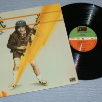 AC/DC - HIGH VOLTAGE - 