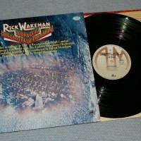 RICK WAKEMAN - JOURNEY TO THE CENTER OF THE EARTH (j) - 