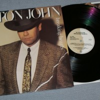 ELTON JOHN - BREAKING HEARTS (uk) - 