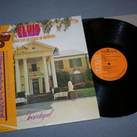 ELVIS PRESLEY - RECORDED LIVE ON STAGE IN MEMPHIS (j) - 