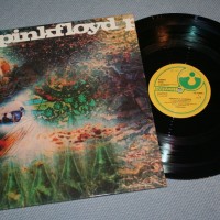 PINK FLOYD - A SAUCERFUL OF SECRETS - 