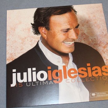 JULIO IGLESIAS - HIS ULTIMATE COLLECTION - 