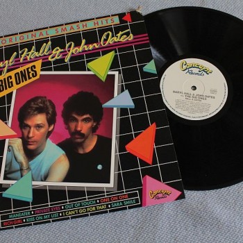 DARYL HALL & JOHN OATES - THE BIG ONES - 