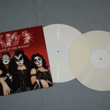 KISS - ALIVE IN THE WOOD - LIVE 1973 (colour white) - 