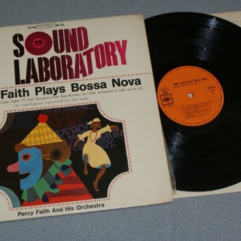 PERCY FAITH AND HIS ORCHESTRA - PERCY FAITH PLAYS BOSSA NOVA - 