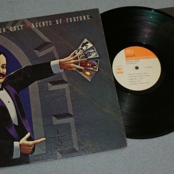 BLUE OYSTER CULT - AGENTS OF FORTUNE (j) - 