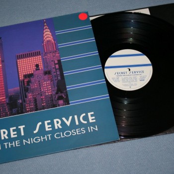 SECRET SERVICE - WHEN THE NIGHT CLOSES IN - 