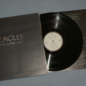 EAGLES - THE LONG RUN (uk) - 