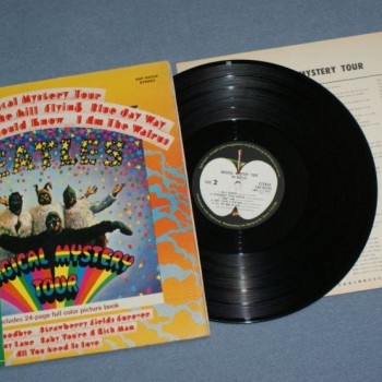 BEATLES - MAGICAL MYSTERY TOUR (j) - 