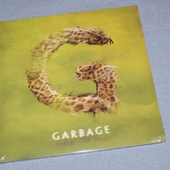 GARBAGE - STRANGE LITTLE BIRDS - 