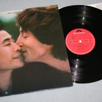 JOHN LENNON & YOKO ONO - MILK AND HONEY (j) - 