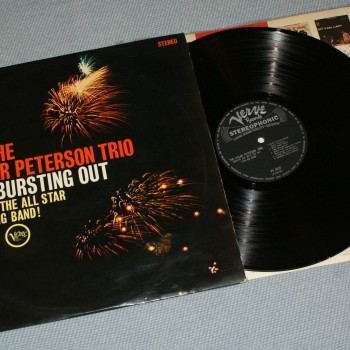 OSCAR PETERSON TRIO - BURSTING OUT - 