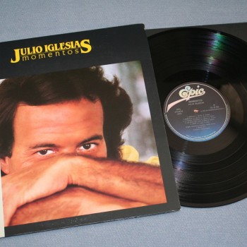 JULIO IGLESIAS - MOMENTOS (incl. superhit "Nathalie")  (j) - 