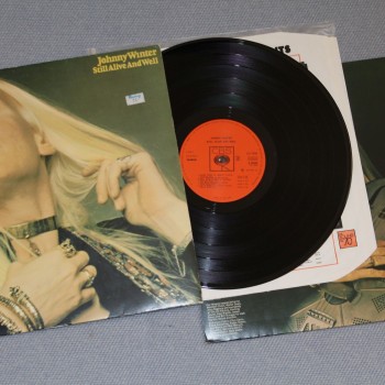 JOHNNY WINTER - STILL ALIVE AND WELL - 