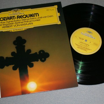 MOZART - REQUIEM K 626  - HERBERT VON KARAJAN - 