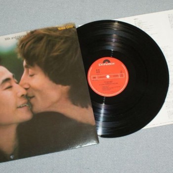 JOHN LENNON & YOKO ONO - MILK AND HONEY (j) - 